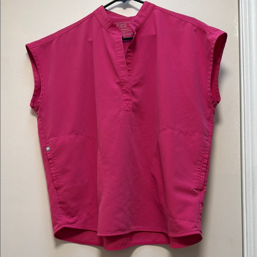 FIGS Women's Rafael  Top